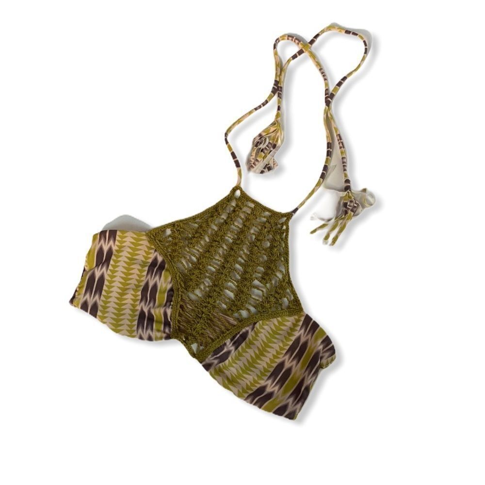 Acacia‎ Halter Bikini Top